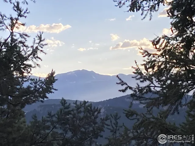 a view of outdoor space and city view