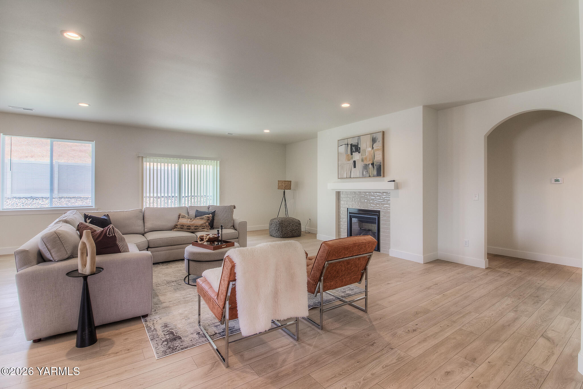 404 South 90th Avenue Yakima, WA 98908 - Photo 5 of 21 Great Room #2