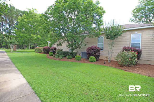 10440 Gayfer Rd Extension Fairhope, AL 36532 - Photo 39 of 41 Landscaping