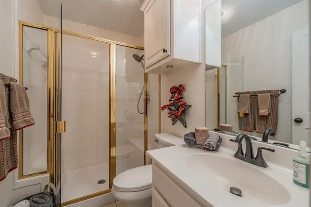 $385,000 | 2305 Bridgeton Lane, Bedford, TX 76021