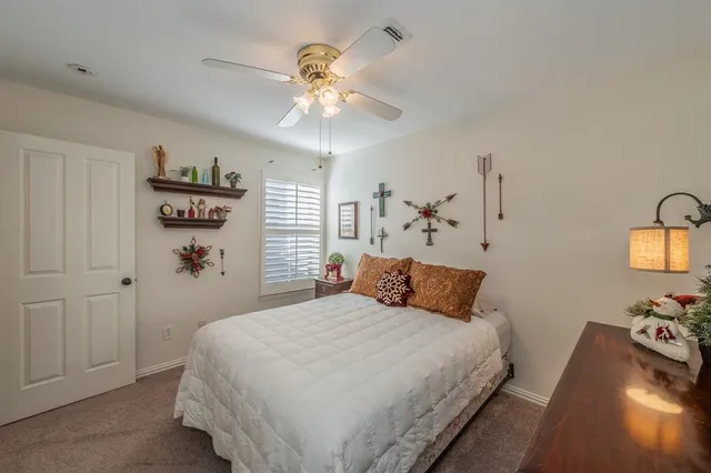 $385,000 | 2305 Bridgeton Lane, Bedford, TX 76021