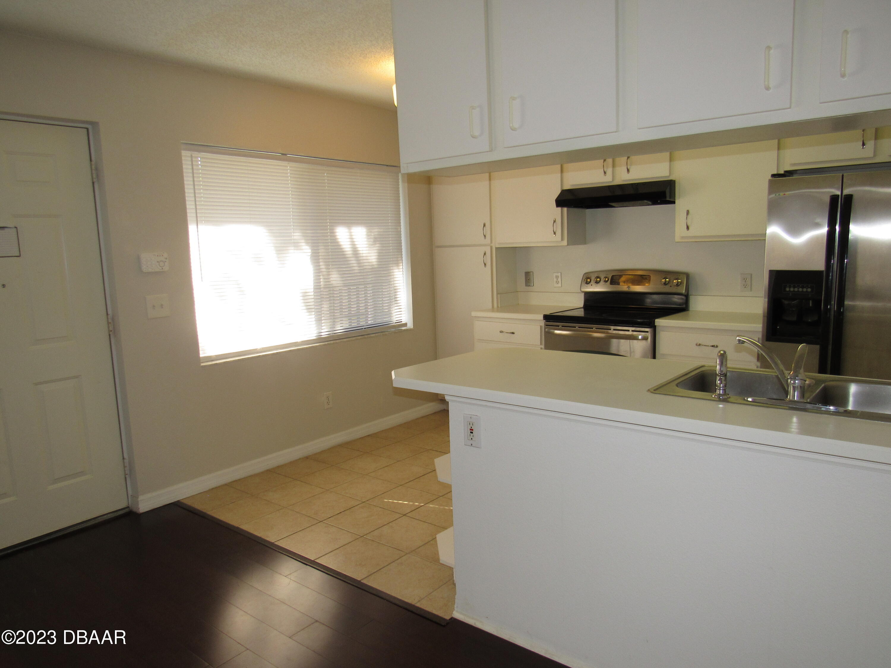 1601 Big Tree Road, Unit 1008 South Daytona, FL 32119 - Photo 4 of 29 48524288_Unknown