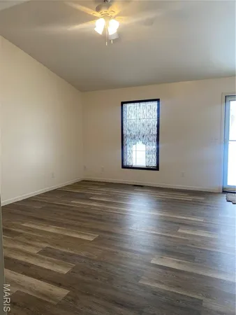 $179,900 | 2300 Willows Court, Washington, MO 63090