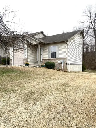 $179,900 | 2300 Willows Court, Washington, MO 63090