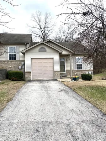$179,900 | 2300 Willows Court, Washington, MO 63090