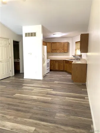 $179,900 | 2300 Willows Court, Washington, MO 63090