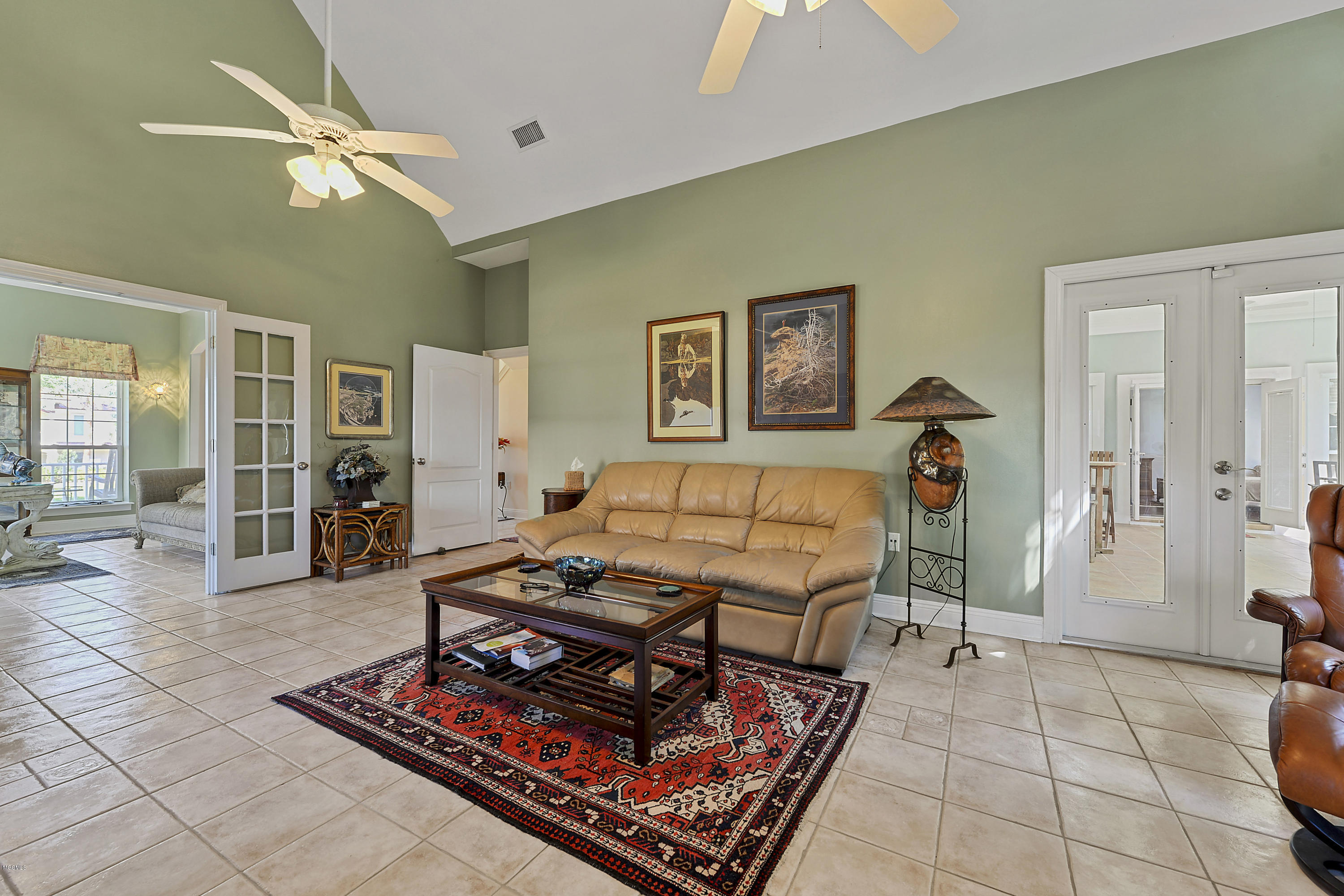 1312 Ladnier Road Gautier, MS 39553 - Photo 13 of 40 013