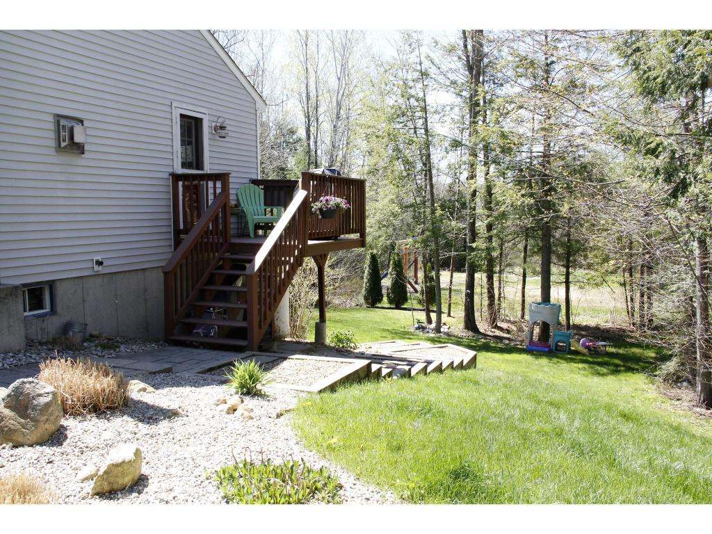 52 Nutter Circle Barnstead, NH 03225 - Photo 25 of 33