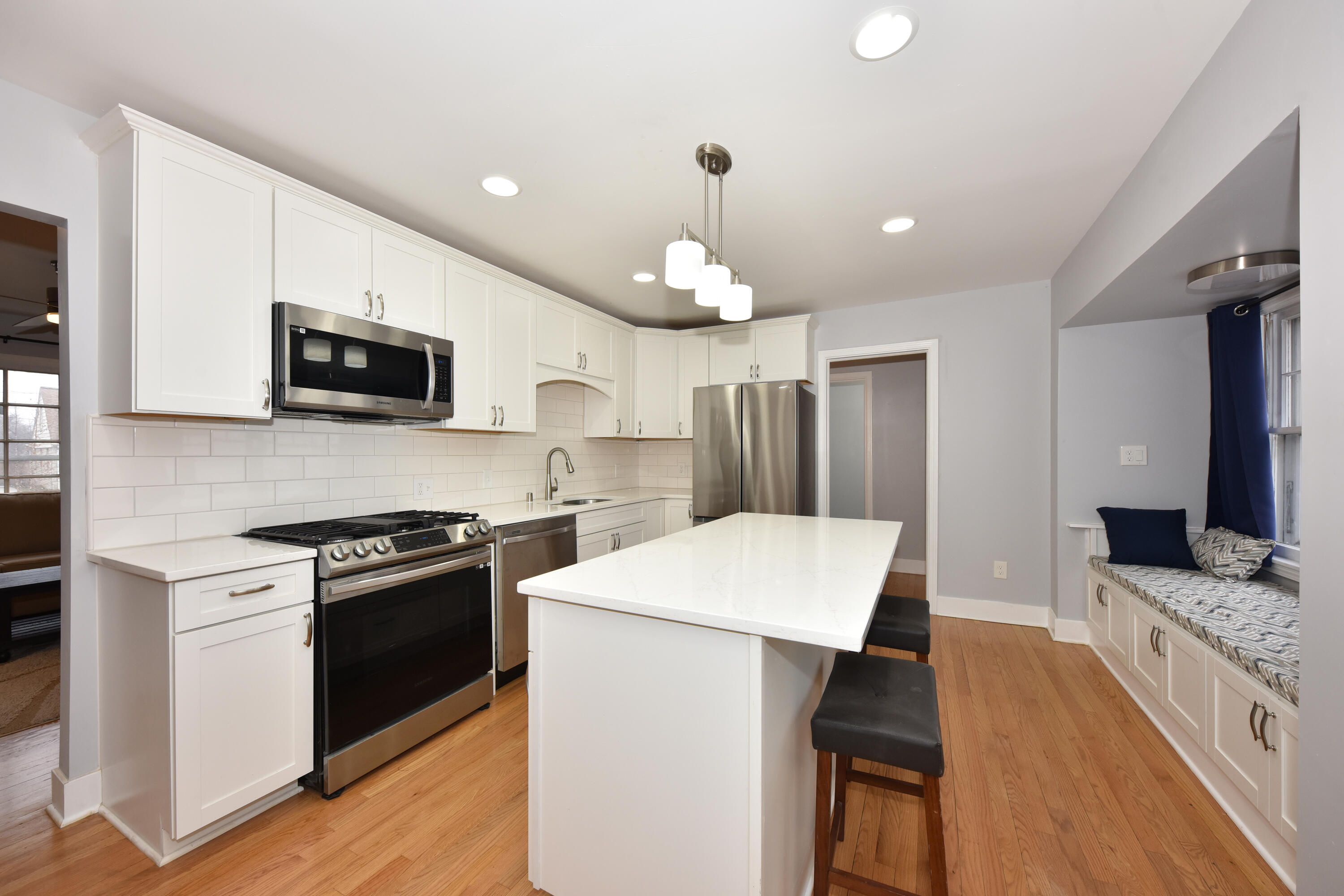 3012 North 70th Street Milwaukee, WI 53210 - Photo 12 of 37 Kitchen