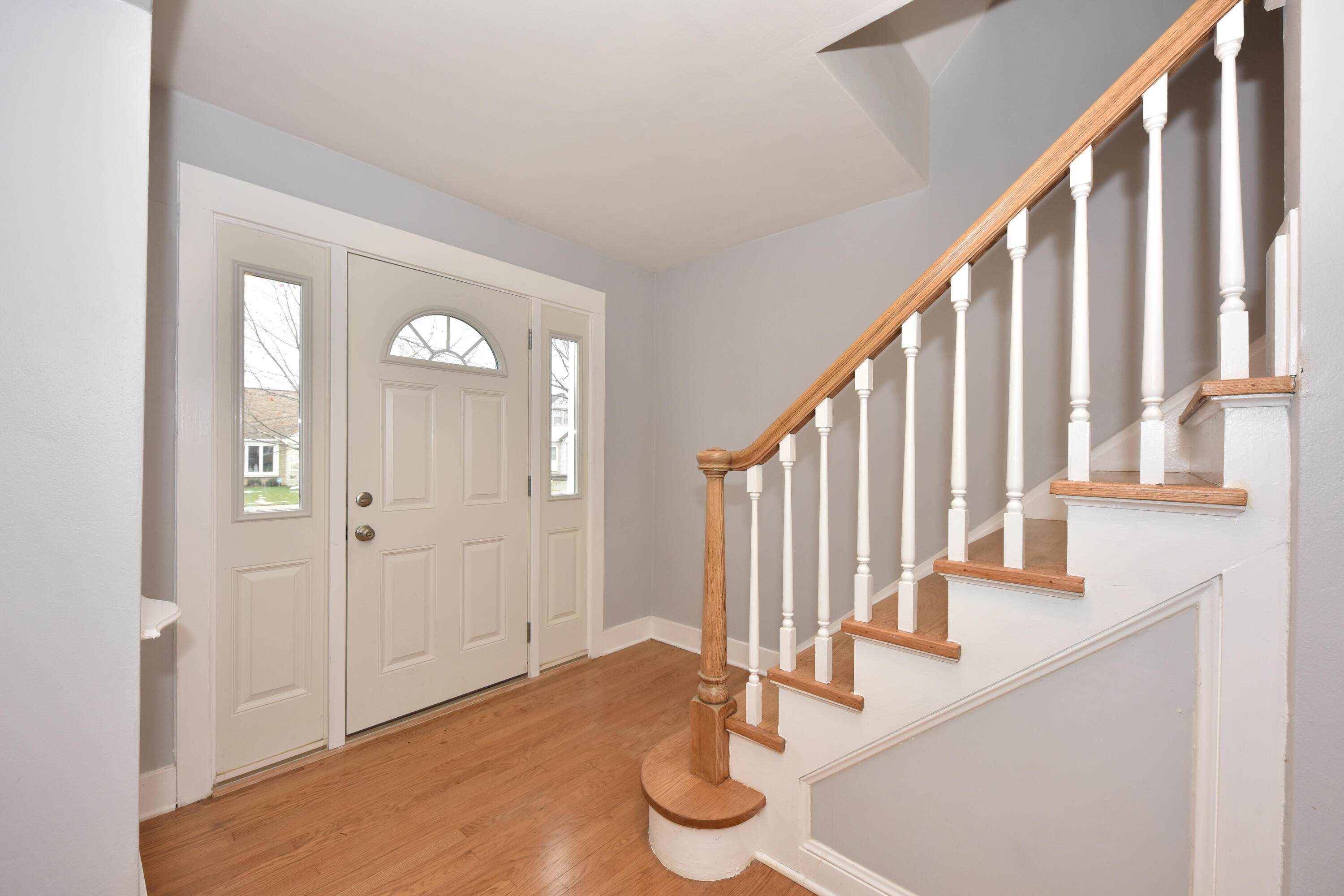 3012 North 70th Street Milwaukee, WI 53210 - Photo 2 of 37 Entry Foyer