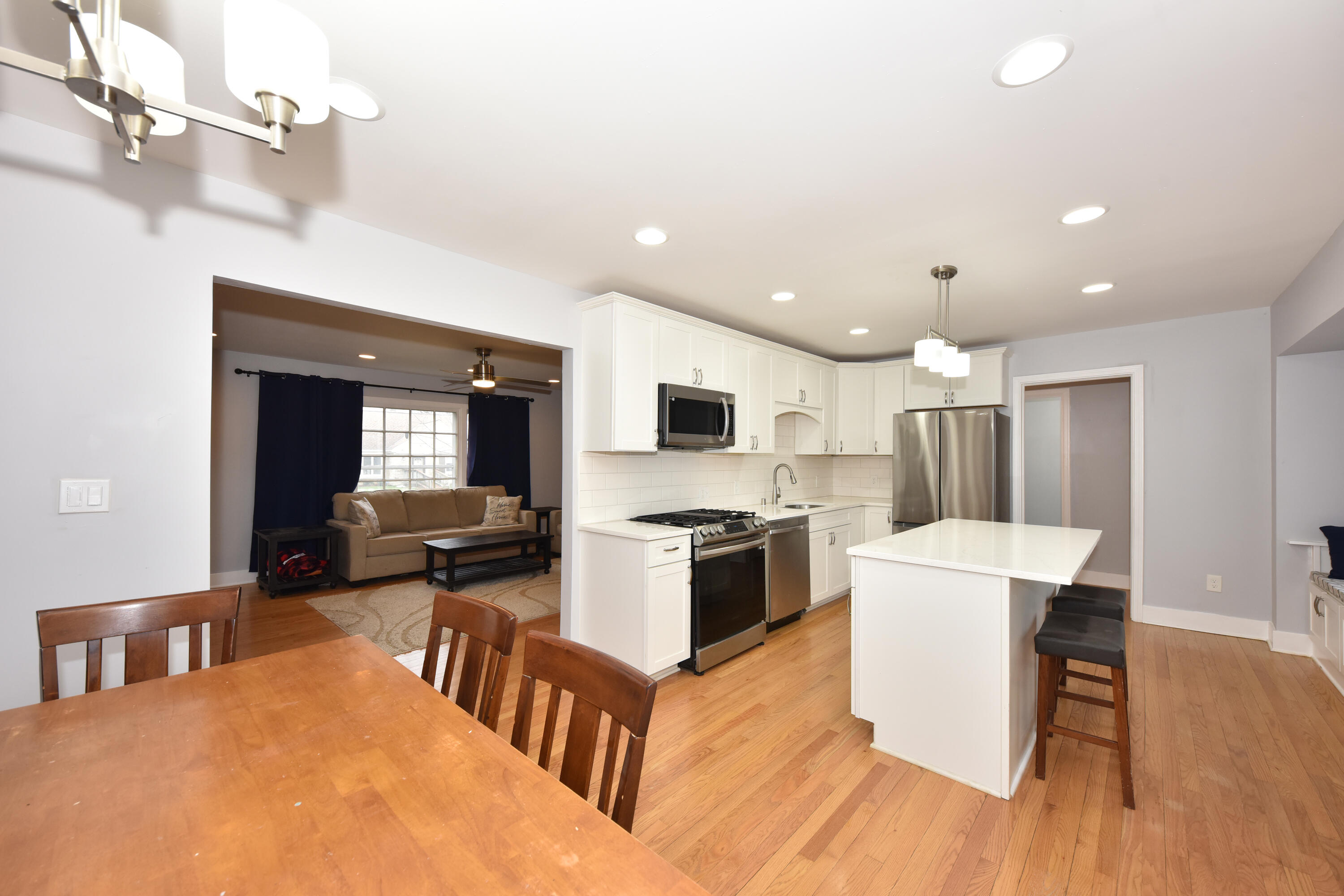 3012 North 70th Street Milwaukee, WI 53210 - Photo 9 of 37 Kitchen
