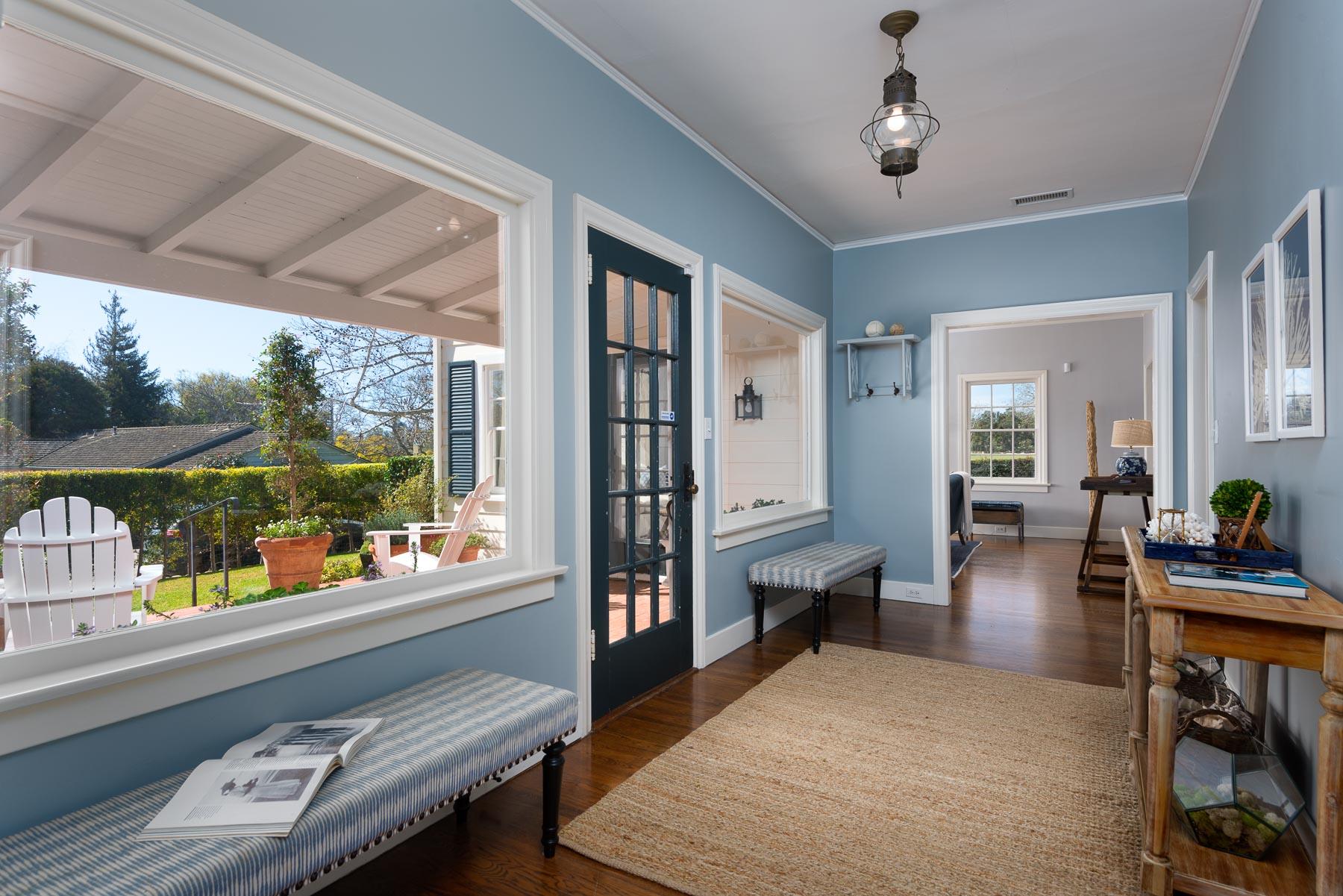 202 Toro Canyon Road Carpinteria, CA 93013 - Photo 4 of 18 Entry