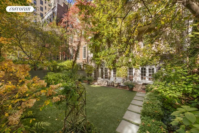 $26,000,000 | 160 East 81st Street | Upper East Side