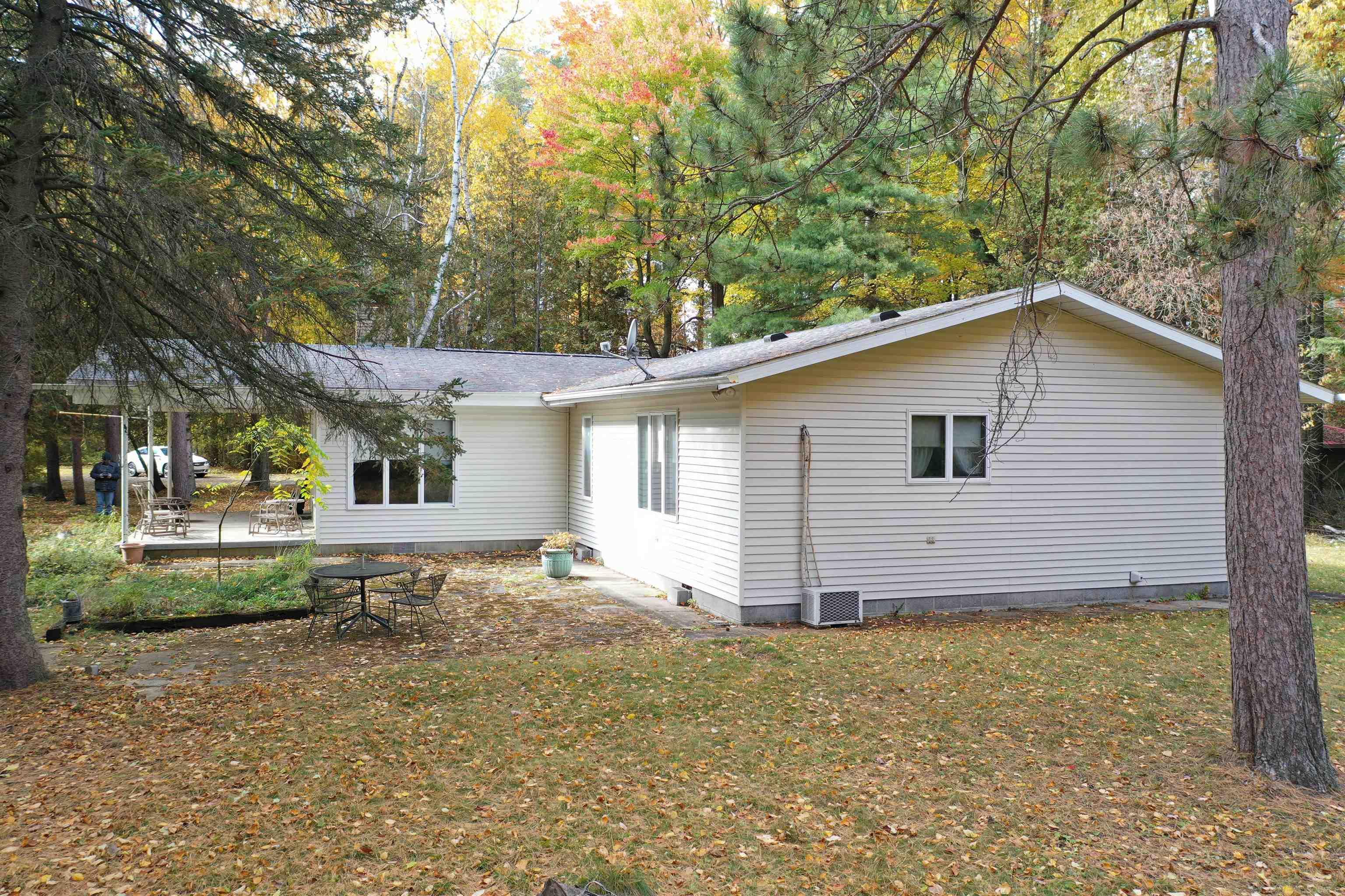 7124 Holverson Road Carsonville, MI 48419 - Photo 8 of 64 50093806-7.JPG
