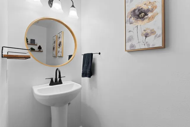 $264,900 | 3500 Highland Dr Green, Green Bay, WI 54311