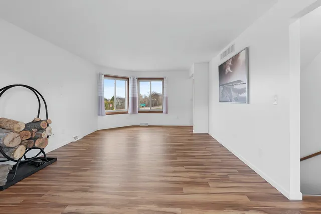 $264,900 | 3500 Highland Dr Green, Green Bay, WI 54311