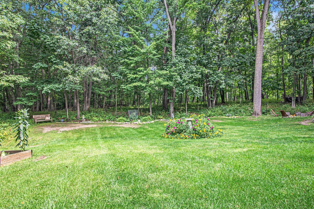 5595 Mountain Road Brighton, MI 48116 - Photo 50 of 61
