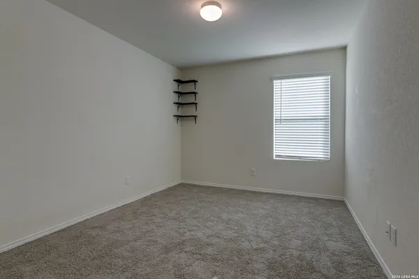 $2,200 | 10938 Willow View, San Antonio, TX 78254