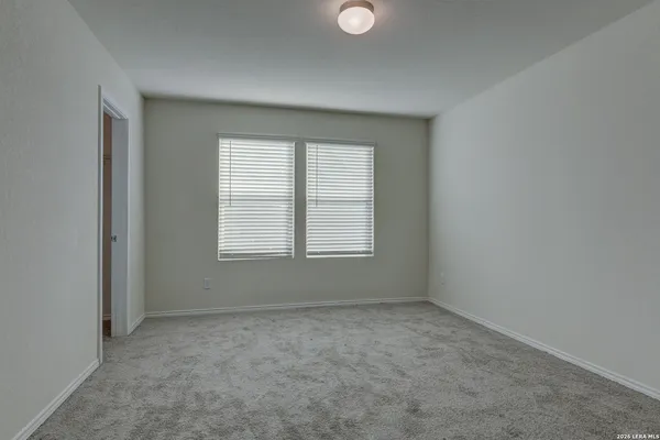 $2,200 | 10938 Willow View, San Antonio, TX 78254