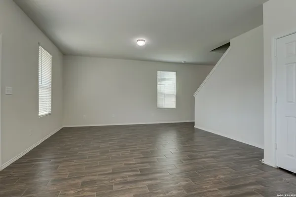 $2,200 | 10938 Willow View, San Antonio, TX 78254