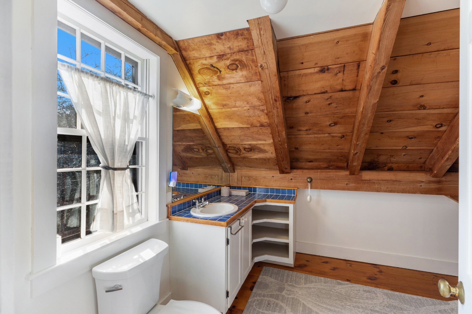 45 Millbrook Road Nantucket, MA 02554 - Photo 18 of 36