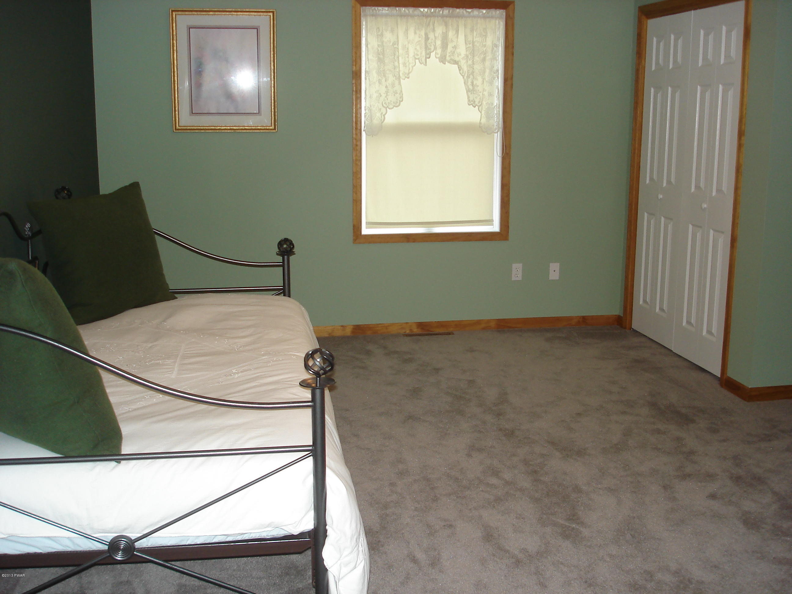 124 Stone Ridge Lane Milford, PA 18337 - Photo 25 of 33 Gallery Image 25