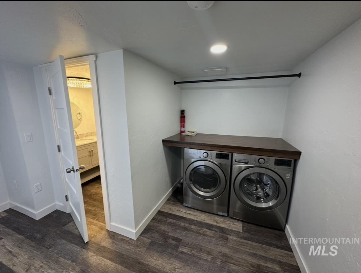 1503 10th Avenue Lewiston, ID 83501 - Photo 17 of 50 Laundry room on Main Level with half a bathroom conveniently by back door.