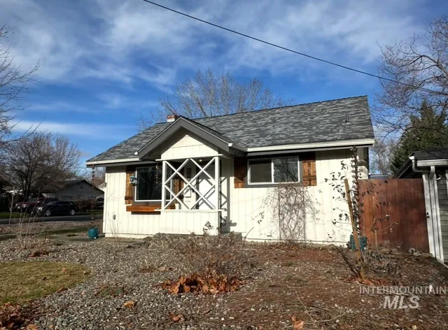 $399,900 | 1503 10th Avenue, Lewiston, ID 83501