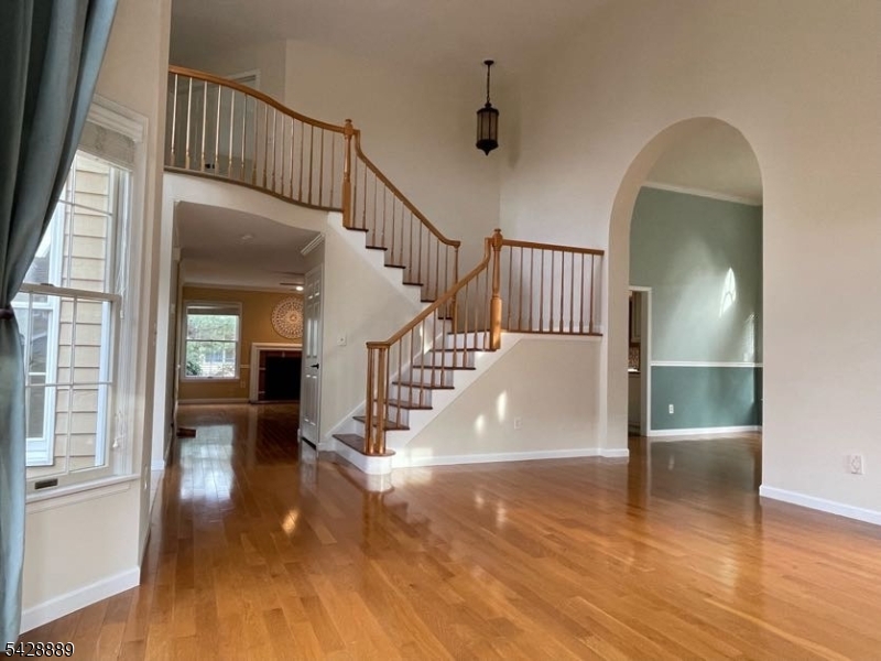 111 Autumn Ridge Road Bedminster, NJ 07921 - Photo 5 of 20