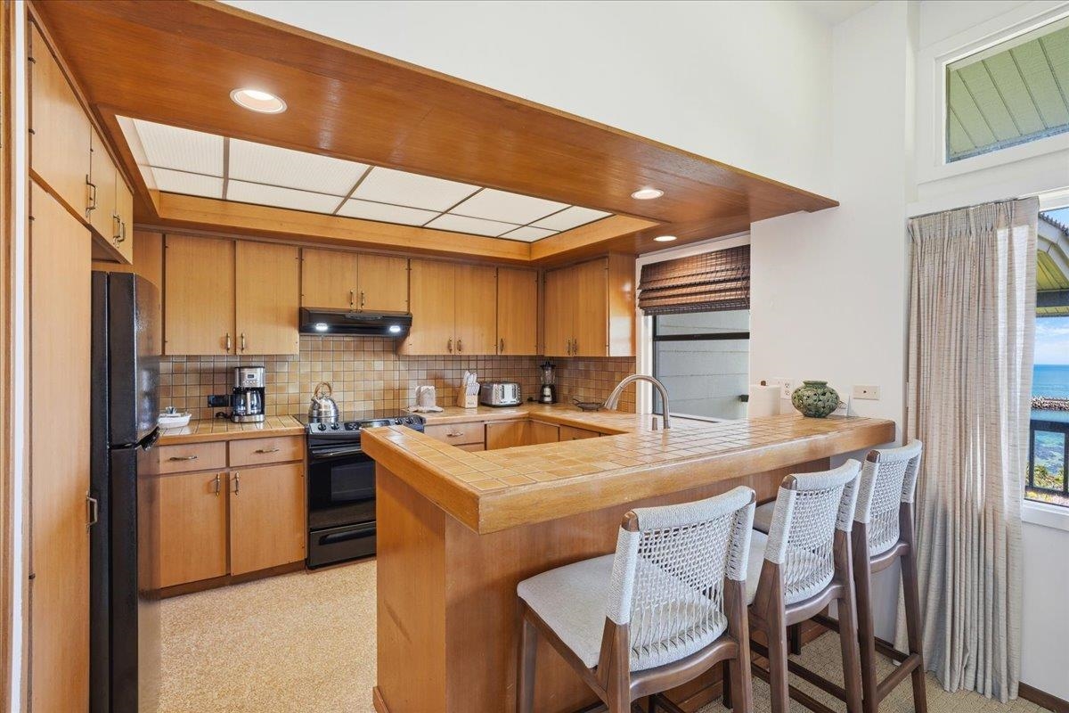 100 Ridge Road, Unit 1624 Lahaina, HI 96761 - Photo 17 of 36 Gallery Image 17