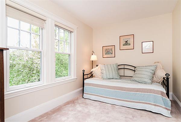 184 Pine Ridge Road Newton, MA 02468 - Photo 17 of 23 Gallery Image 17