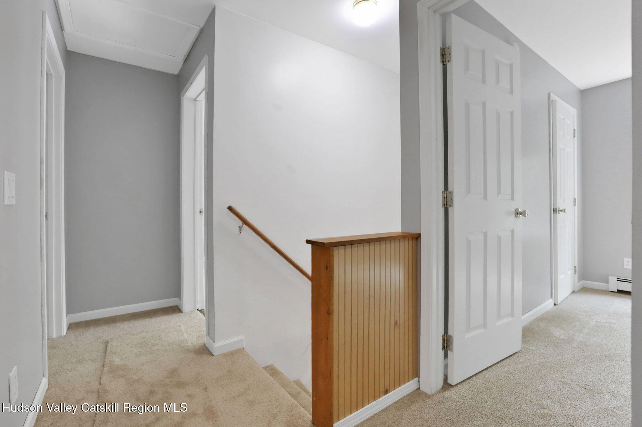 10 Lairds Court Purling, NY 12470 - Photo 13 of 25 a view of a hallway with closet area