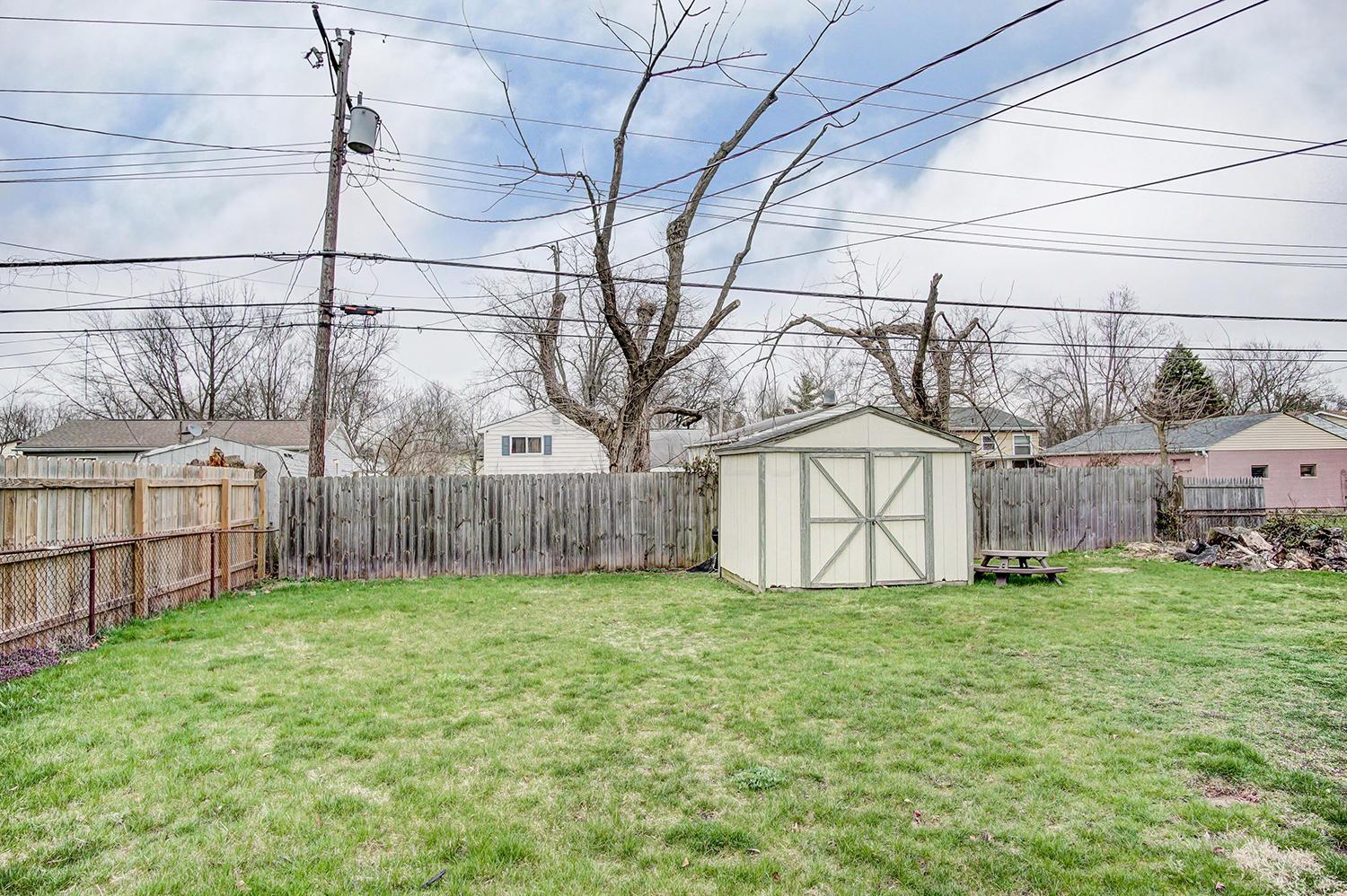 2606 Brownfield Road Columbus, OH 43232 - Photo 28 of 30