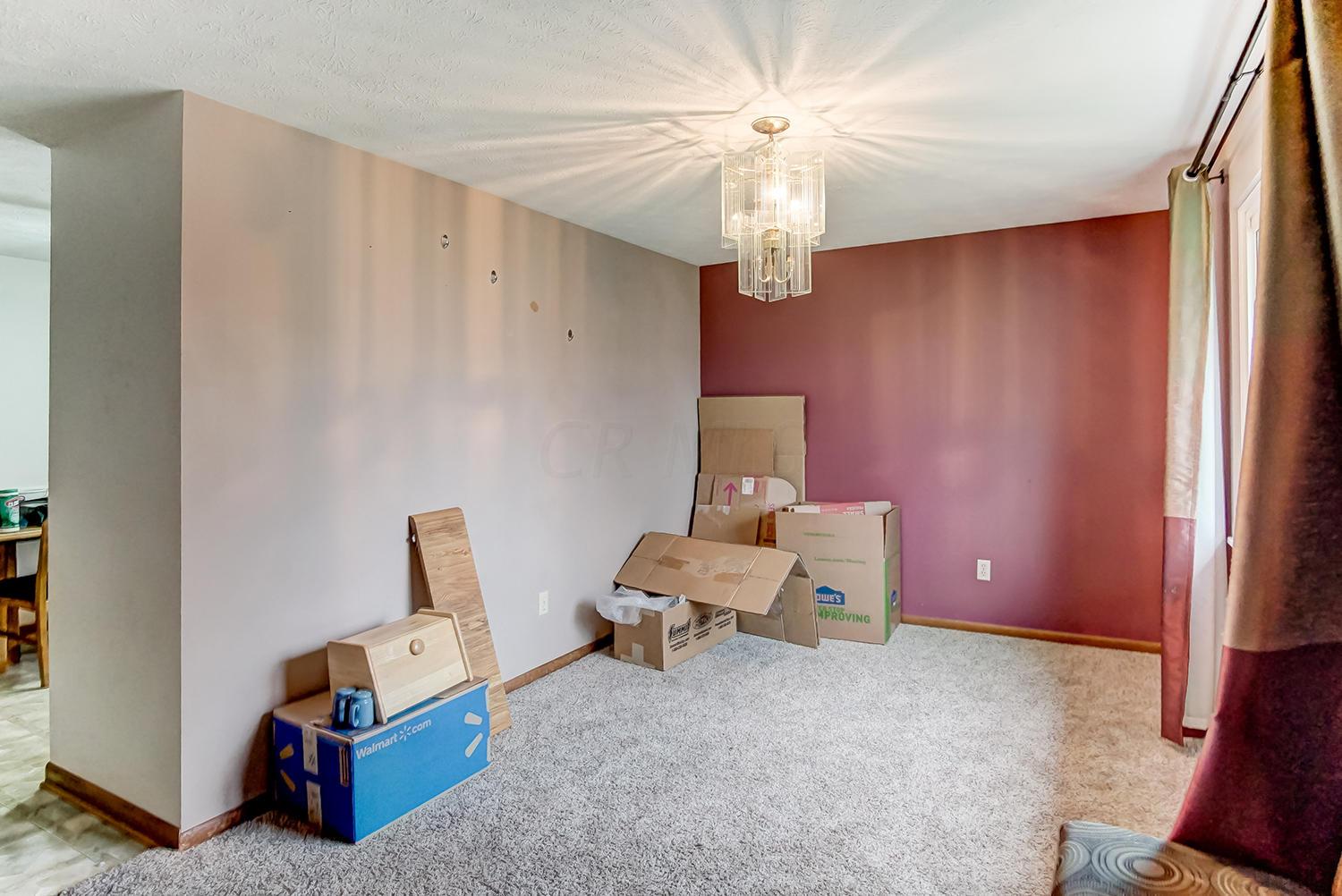 2606 Brownfield Road Columbus, OH 43232 - Photo 6 of 30