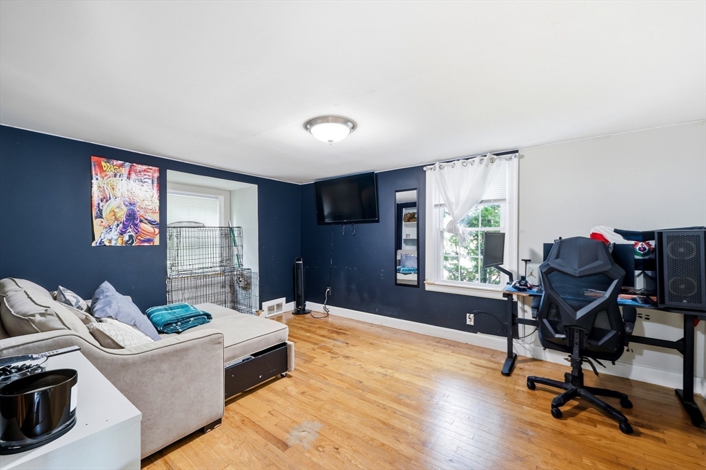 15 Lucerne Road Springfield, MA 01119 - Photo 16 of 22