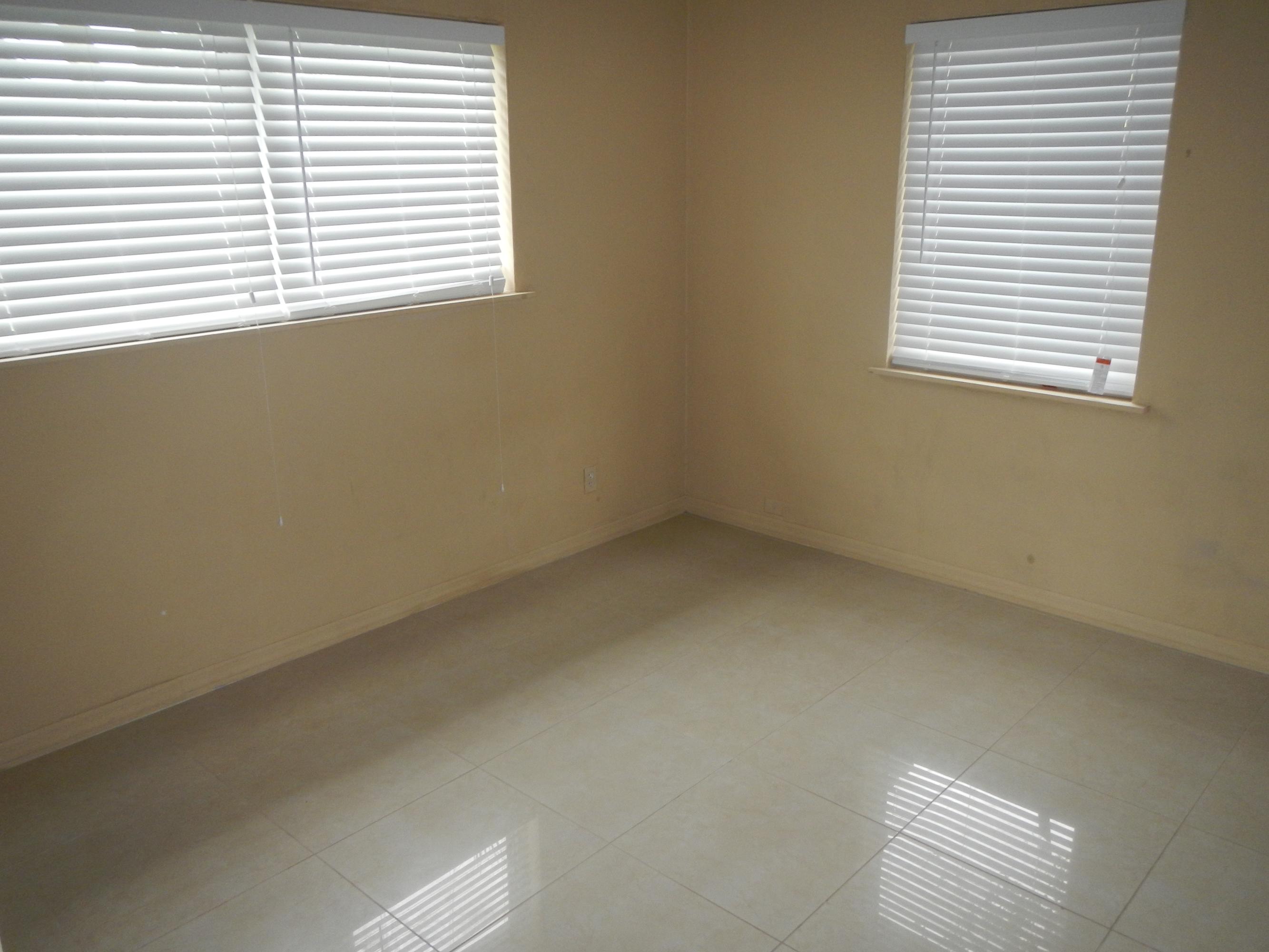 5078 Garfield Road Delray Beach, FL 33484 - Photo 8 of 13 DSCN0182