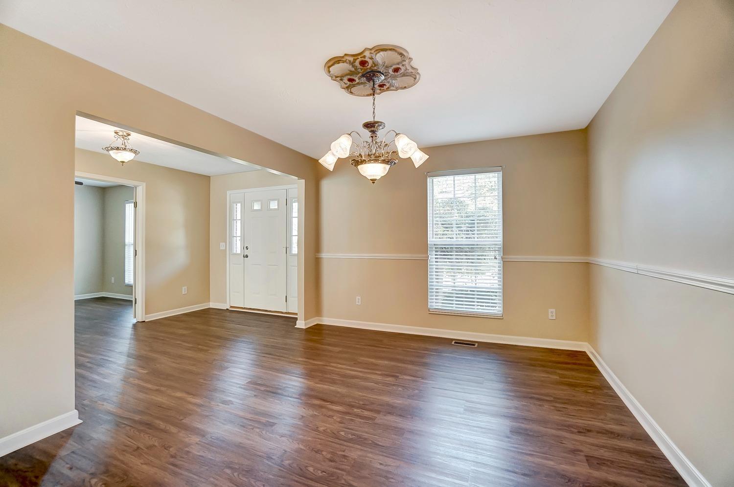 1579 Creekside Road Amelia, OH 45102 - Photo 5 of 36 Gallery Image 5