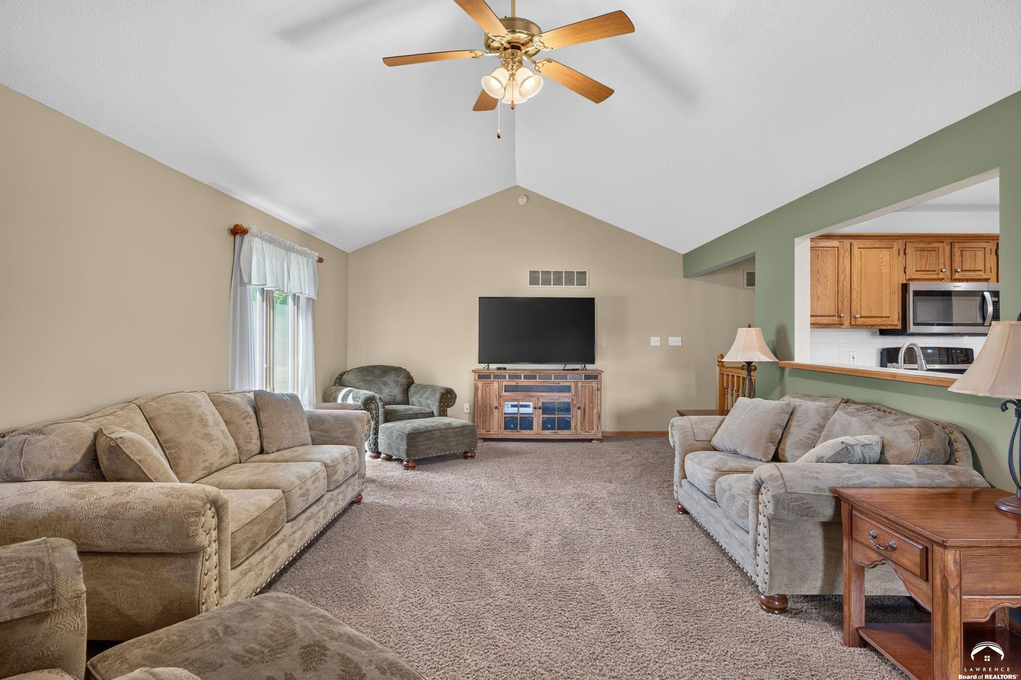 1185 East 1067th Road Lawrence, KS 66047 - Photo 12 of 73 Gallery Image 12