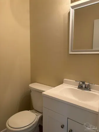 $1,700 | 1361 Stanford Road, Gulf Breeze, FL 32563