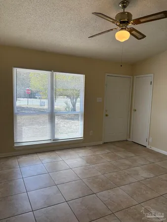 $1,700 | 1361 Stanford Road, Gulf Breeze, FL 32563