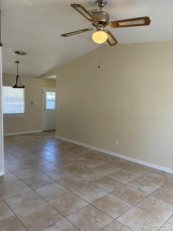 $1,700 | 1361 Stanford Road, Gulf Breeze, FL 32563