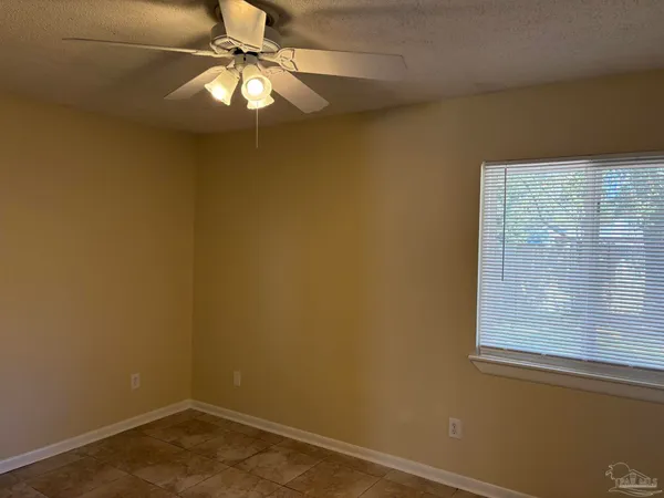 $1,700 | 1361 Stanford Road, Gulf Breeze, FL 32563