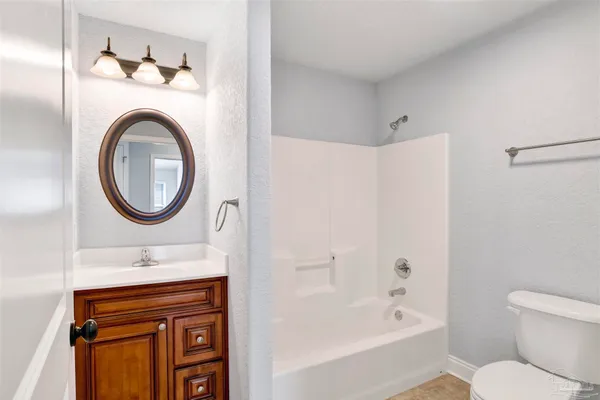 $325,000 | 949 Osprey Court, Pensacola, FL 32507