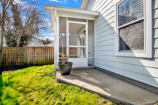 $325,000 | 949 Osprey Court, Pensacola, FL 32507