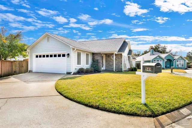 $325,000 | 949 Osprey Court, Pensacola, FL 32507