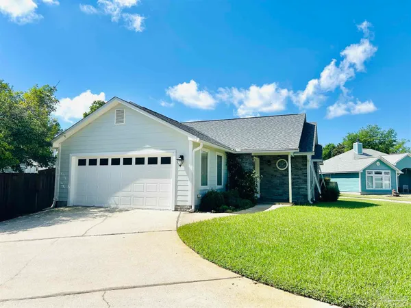 $325,000 | 949 Osprey Court, Pensacola, FL 32507