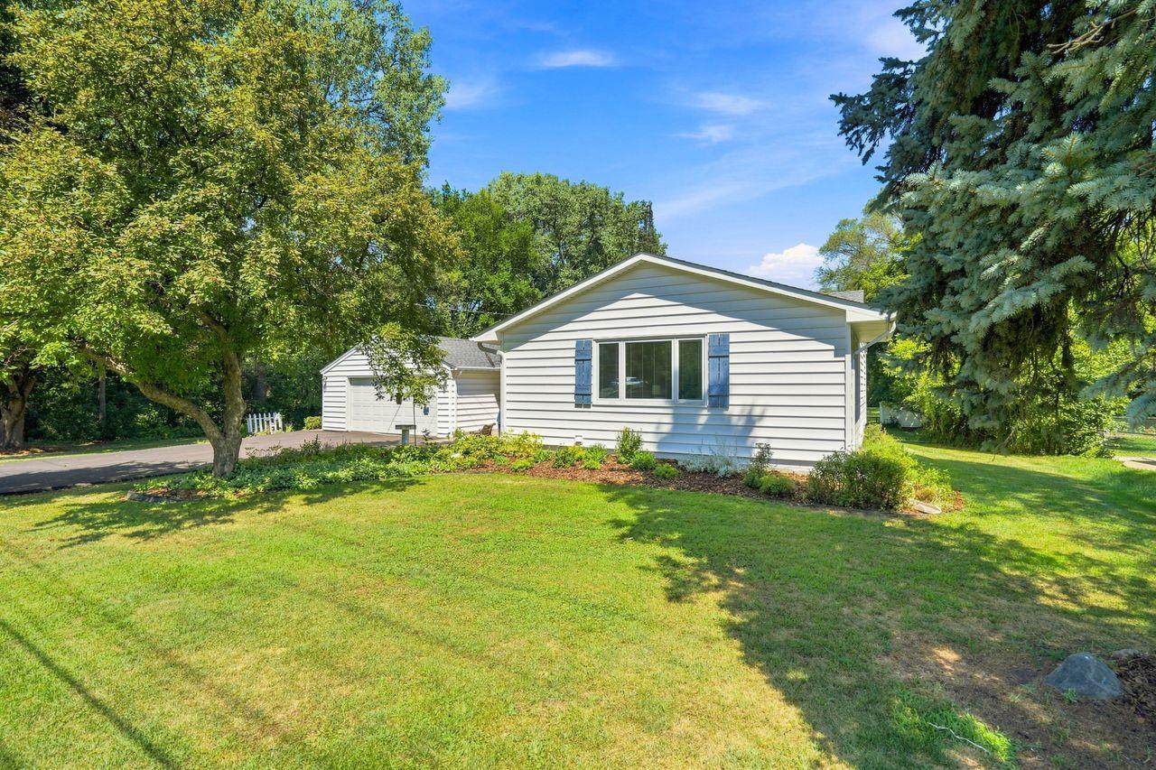1425 Rice Creek Road Northeast Fridley, MN 55432 - Photo 36 of 38