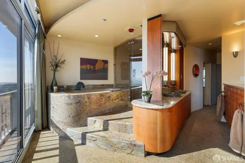 $5,950,000 | 2200 Sacramento Street, Unit 1601, San Francisco, CA 94115