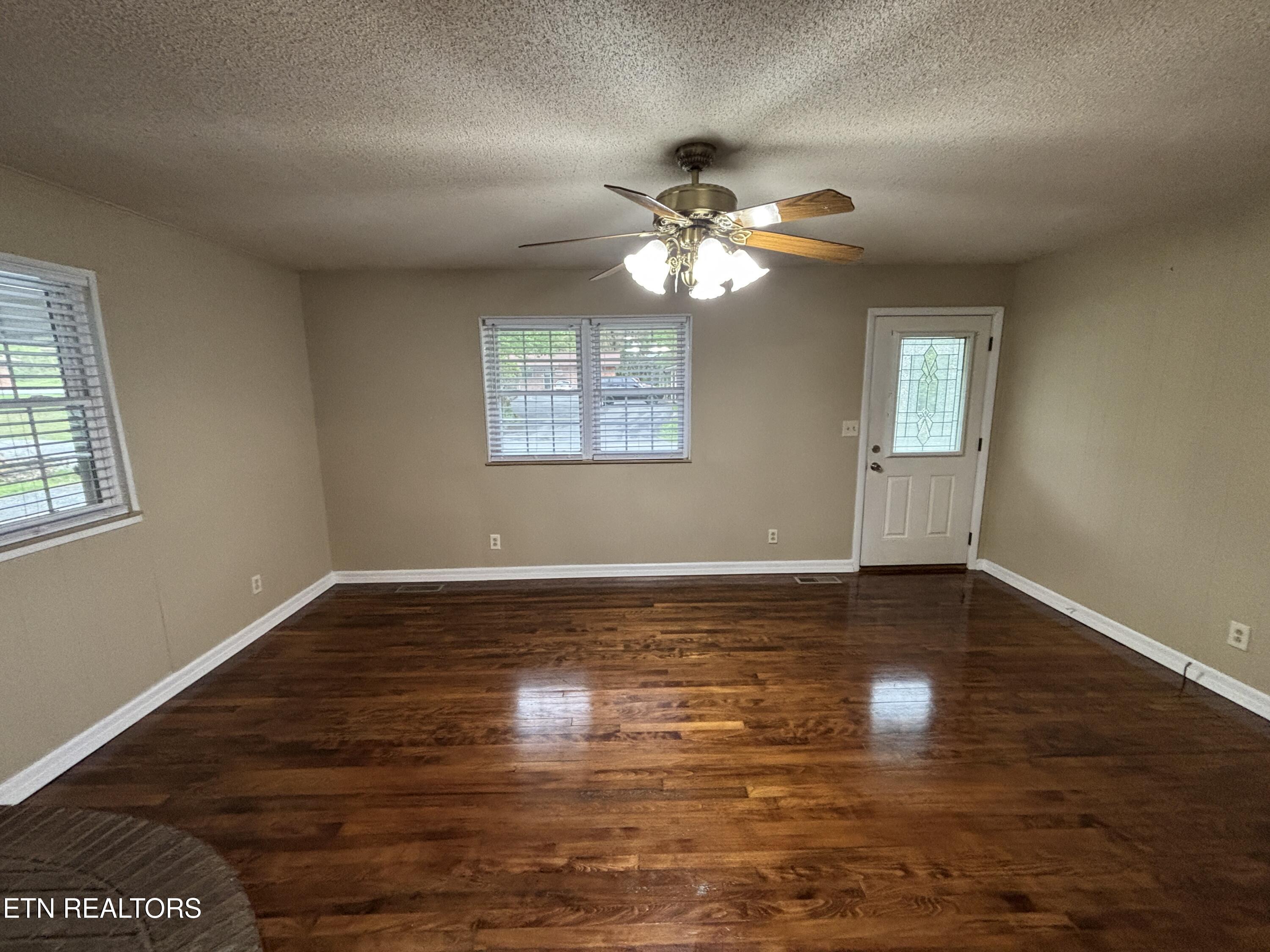 1004 Murphy Road Sevierville, TN 37862 - Photo 14 of 27 IMG_3793