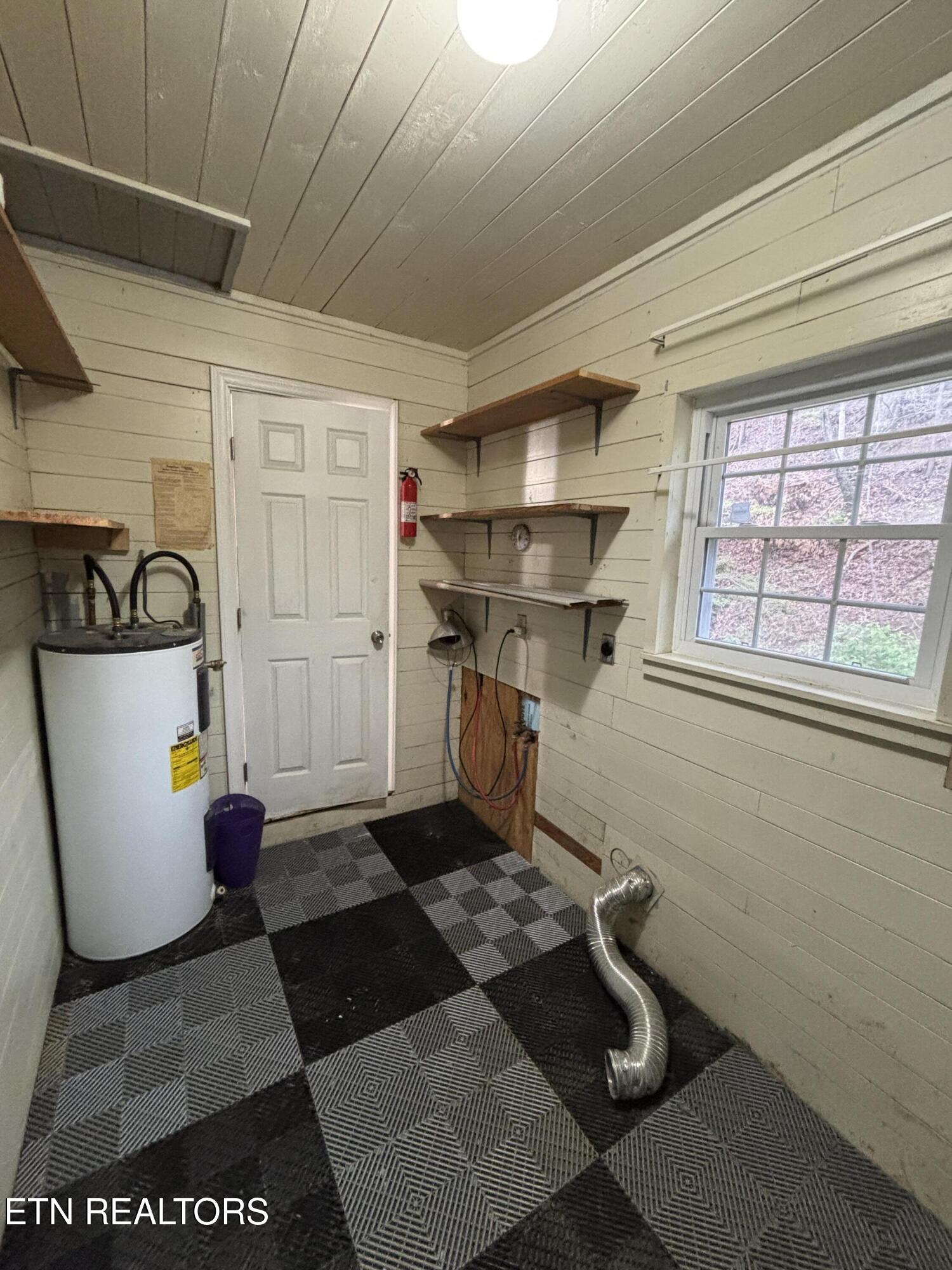1004 Murphy Road Sevierville, TN 37862 - Photo 24 of 27 IMG_3822 2